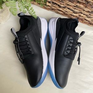 CLOVE NURSE SHOES SIZE  Sizes Brand New women’s 10.5 men’s 9